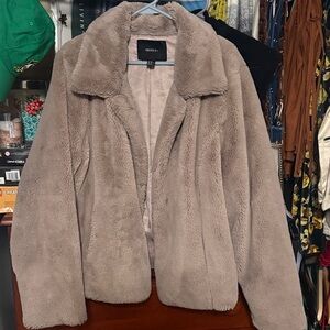 Forever 21 Plush Teddy Jacket in Taupe